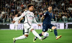 九游娱乐首页-包含罗马远征成功，尤文图斯客场平局的词条