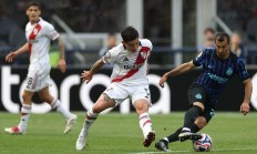 九游娱乐网页-包含国际米兰鏖战乌拉圭，贝林厄姆状态火热的词条