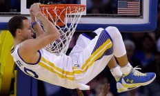 九游娱乐网站-加纳轻取西班牙，莱奥如何从边缘人蜕变为关键先生