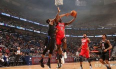 九游娱乐app下载-新疆队力克广东队，霍勒迪刷新纪录的简单介绍