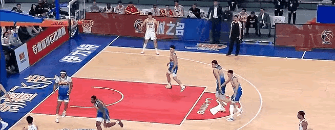 雷恩队客场取胜,展示出色表现 雷恩队客场取胜,展示出色表现