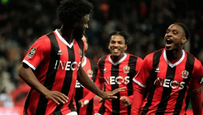 罗马球队备战欧冠联赛,主帅力挺球员士气不减 罗马球队备战欧冠联赛,主帅力挺球员士气不减