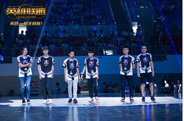 哥伦比亚四场全胜晋级，实力证明