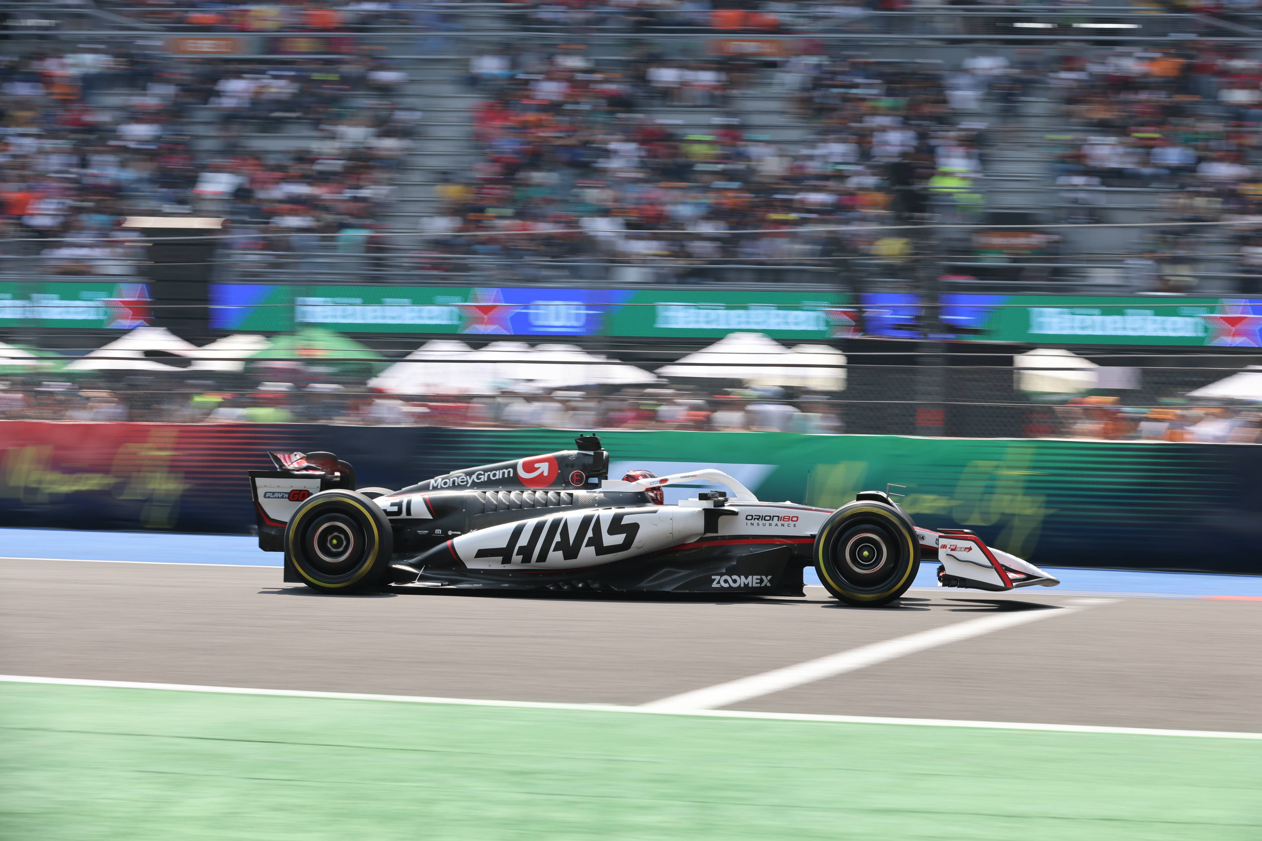 哈斯车队碾压红牛二队，塞恩斯统治全场的简单介绍