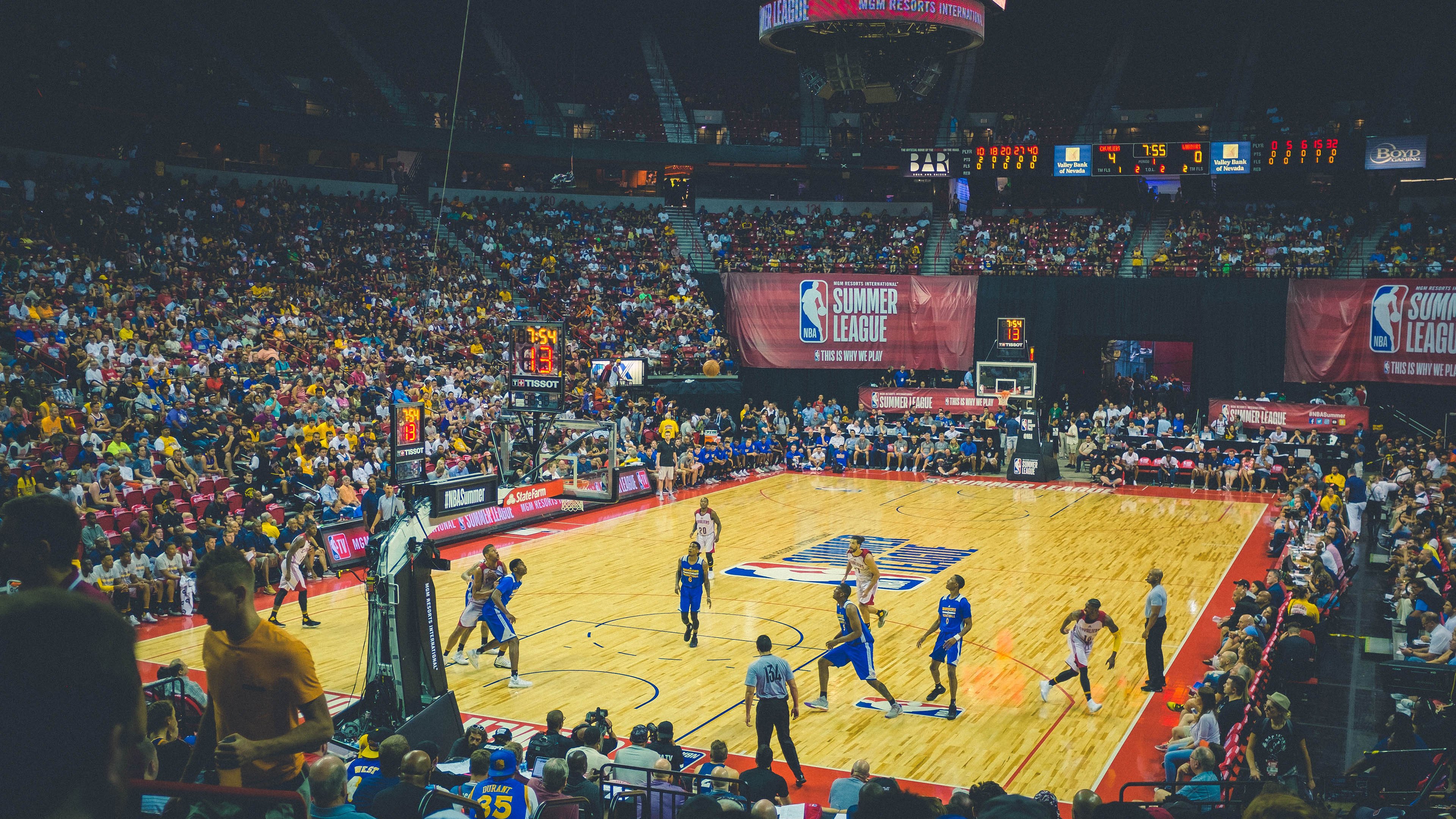 跨越时空的绝杀，从莫兰特西甲称王到步行者压哨奇迹