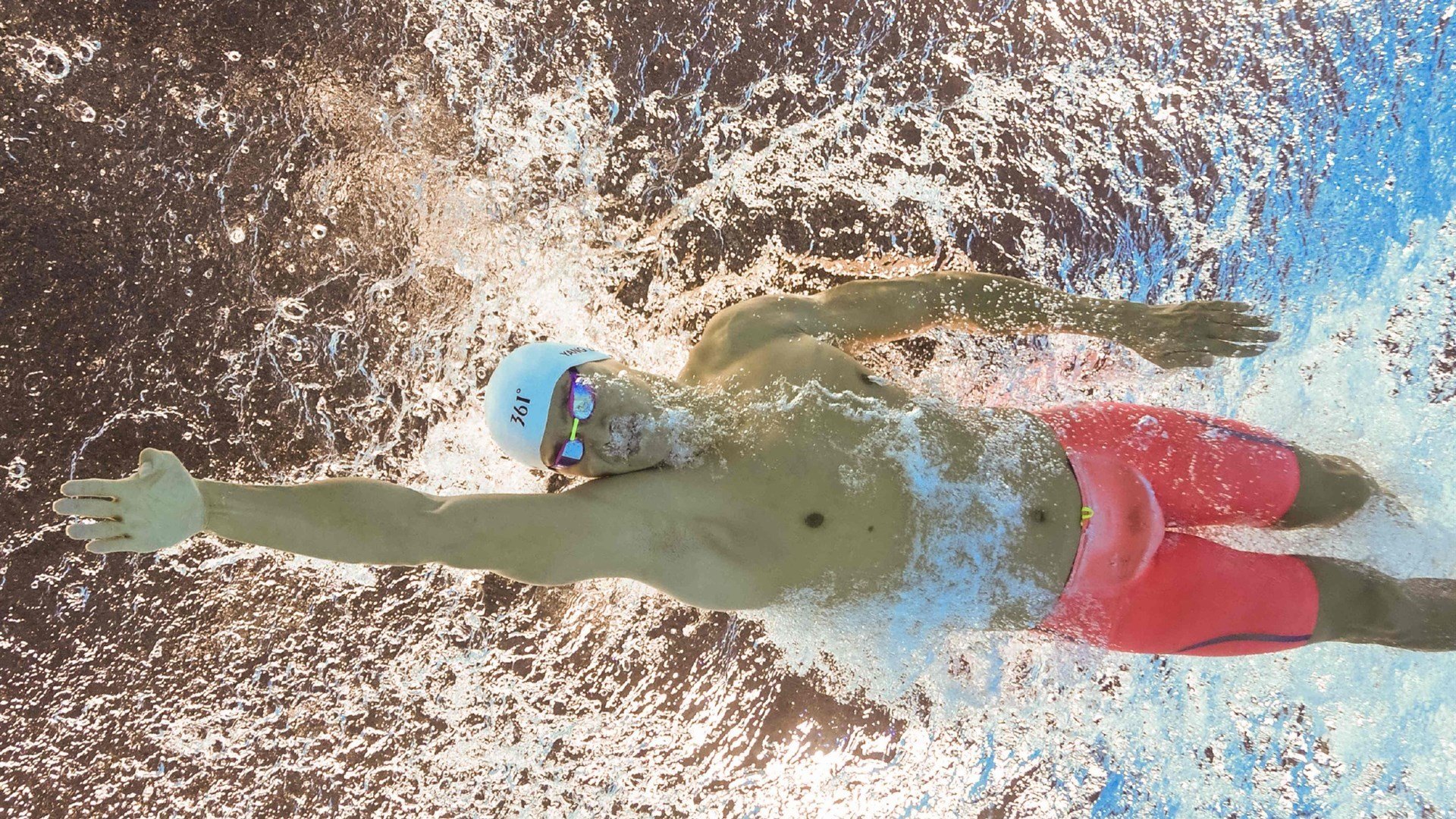 维尼修斯关键先生本色尽显,助埃及强势晋级加纳