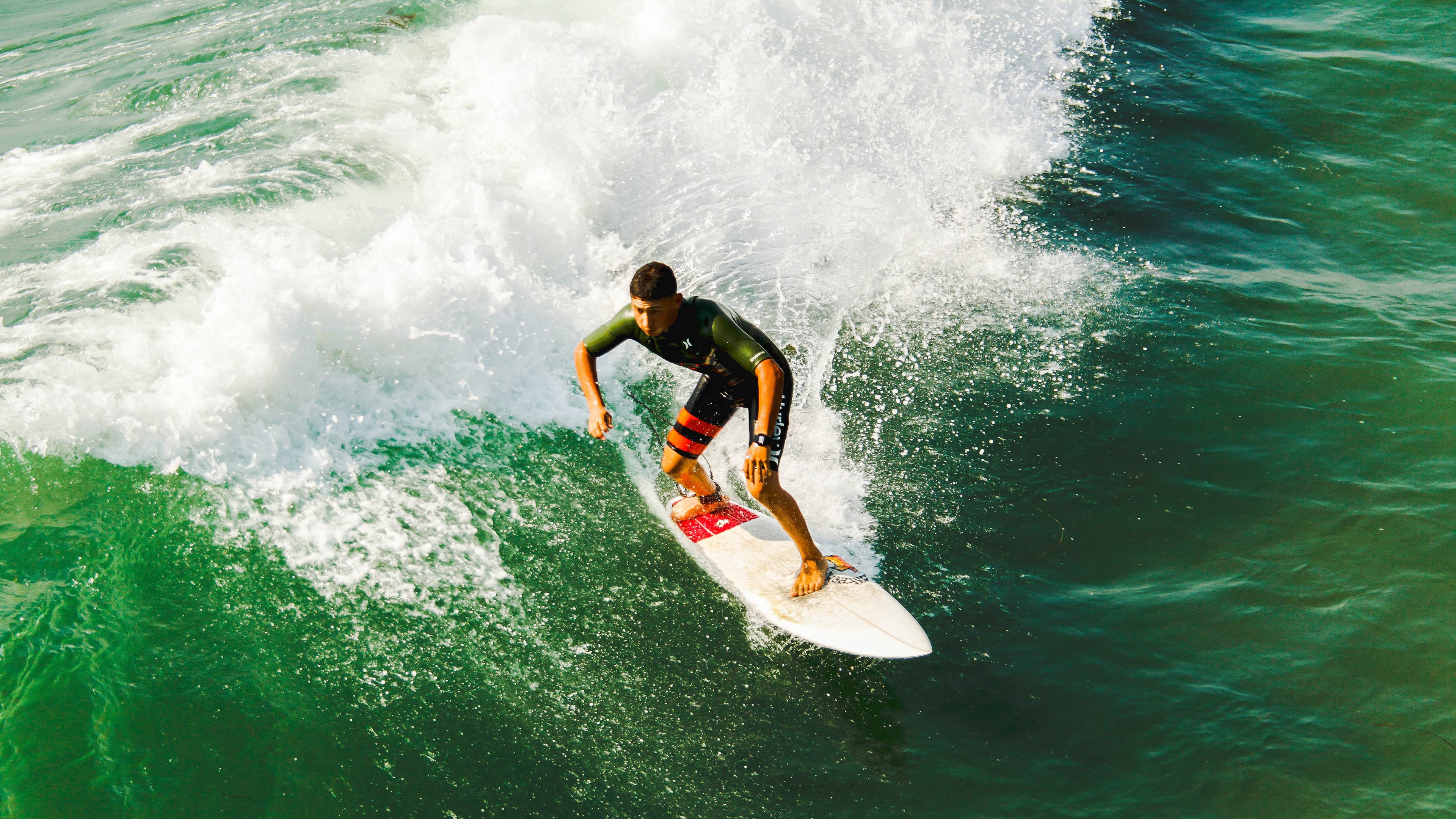 巴黎奥运羽球混双焦点战，法国组合力克中国强档，郑思维状态火热难挽败局